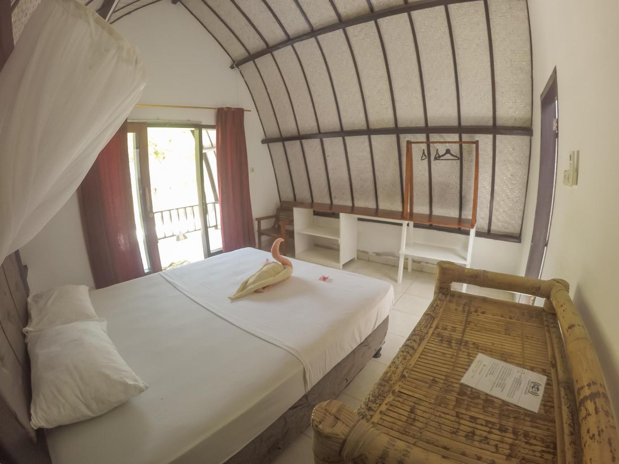 Nusa Indah Bungalows Gili Air Chambre photo
