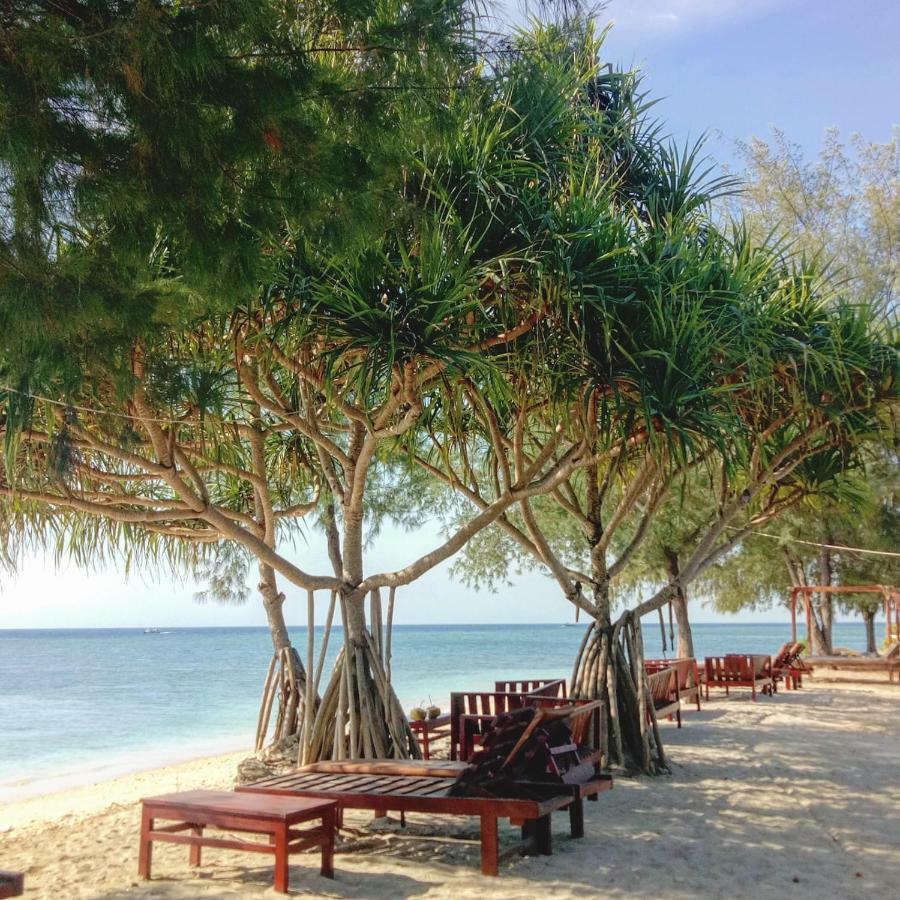 Nusa Indah Bungalows Gili Air Extérieur photo