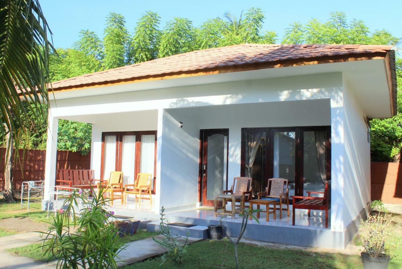 Nusa Indah Bungalows Gili Air Extérieur photo